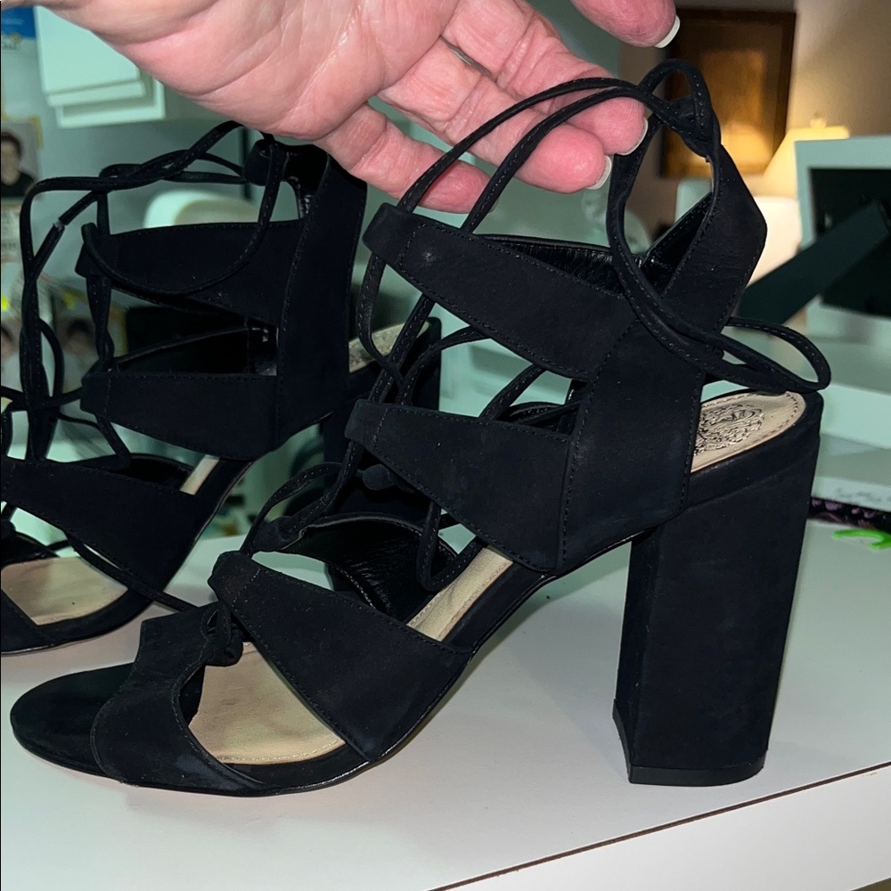 Vince Camuto Chic Black Strappy Block 4’ Heels Size 8 - Picture 3 of 13